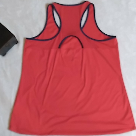 🥰 2 for $40 MLB SHIRT & HAT 🧢 ⚾️ - Picture 10 of 12